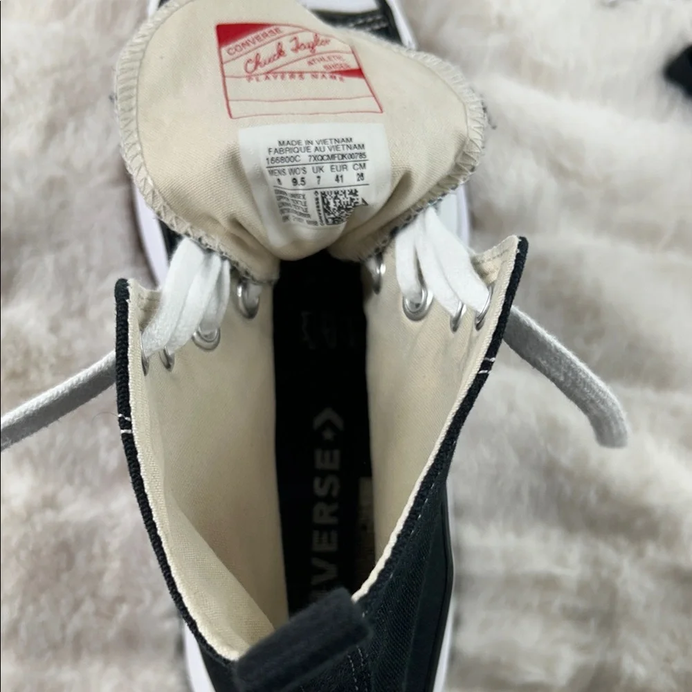 Converse reposhing this