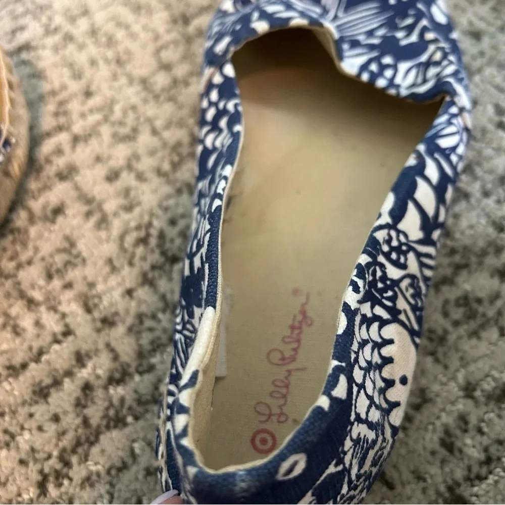Lilly Pulitzer Blue & White Floral Gold Tip Espadrille Flats Size 9