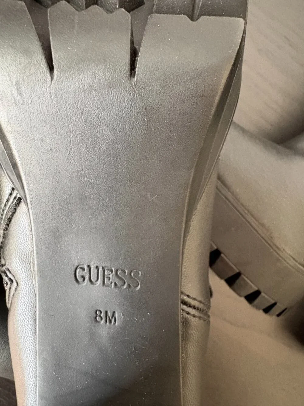 Guess boots please