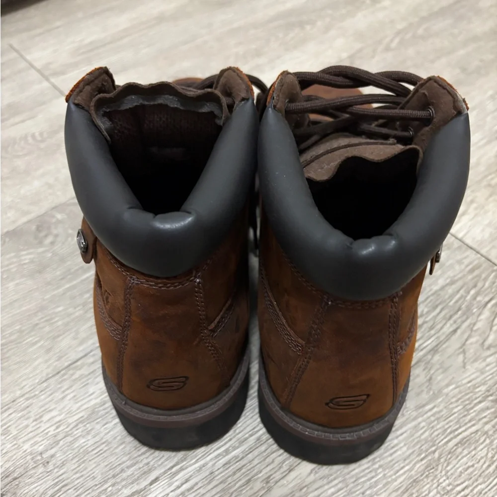 Skechers comfort rubber traction