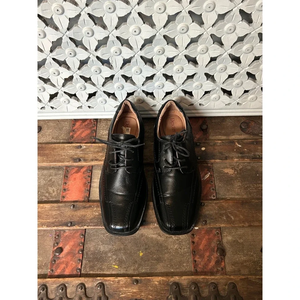 Dexter mens dress