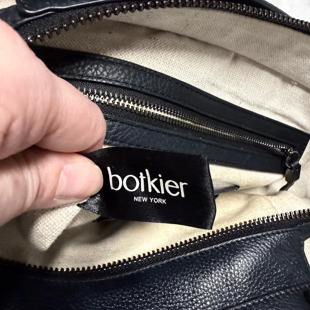 Botkier different lined like