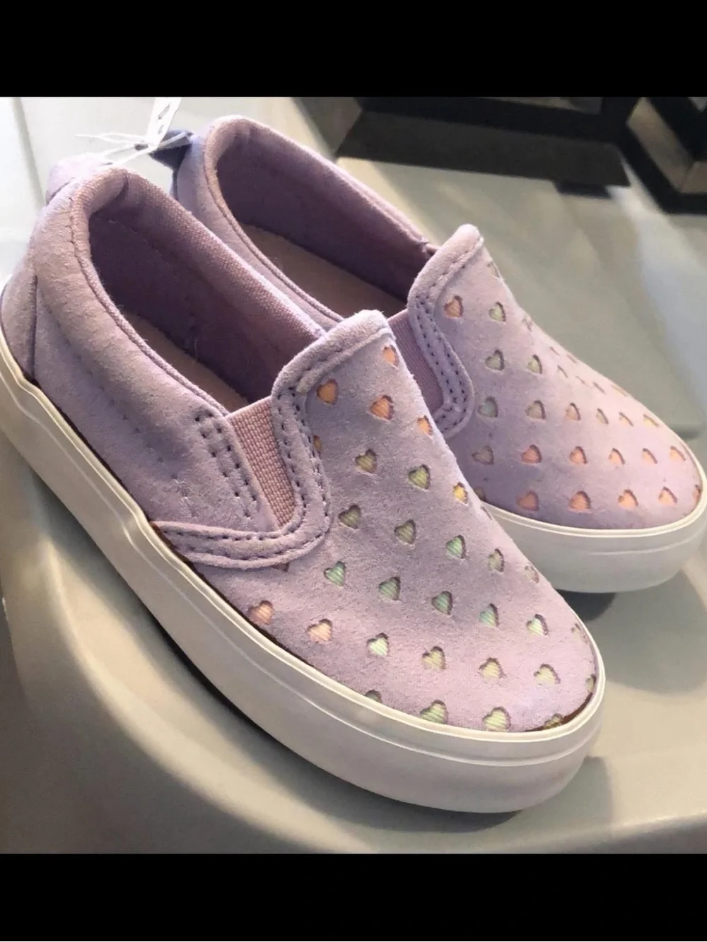 Kids Slip-On Heart Cutout Sneakers in Lilac