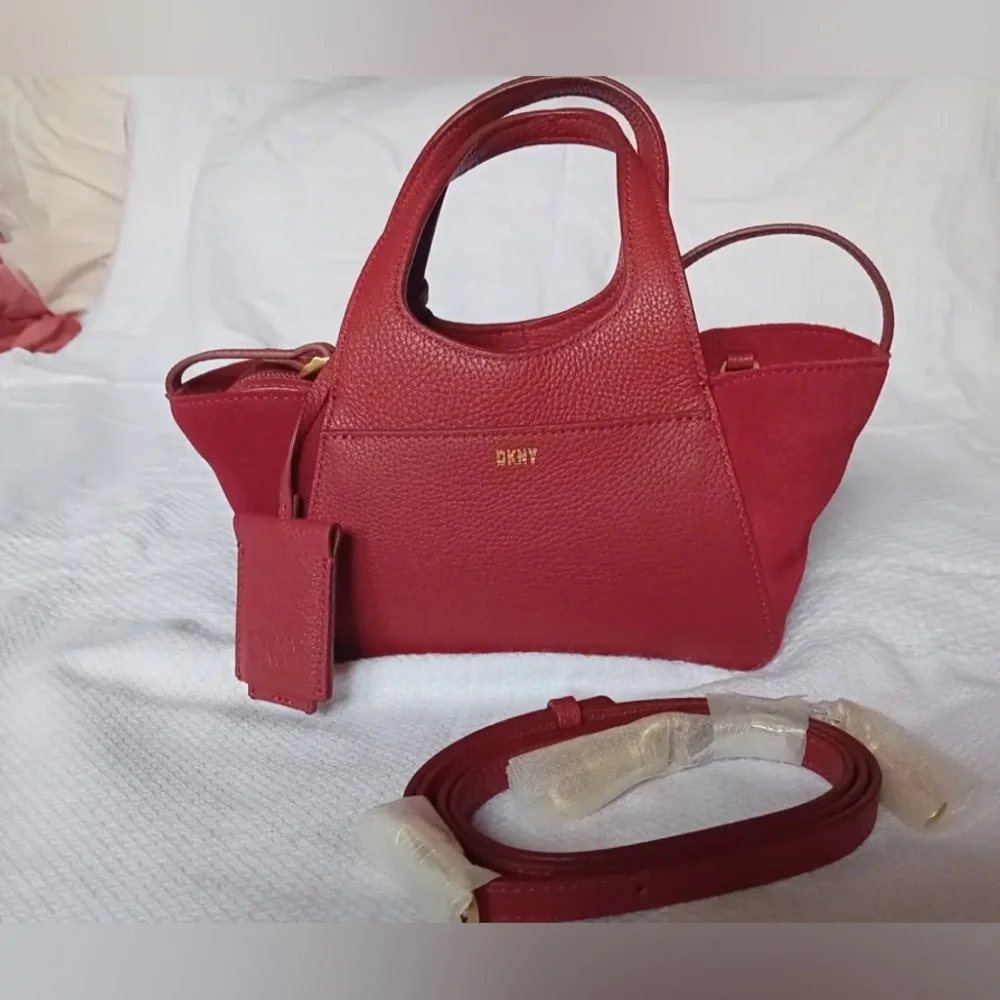 Dkny carnelian red