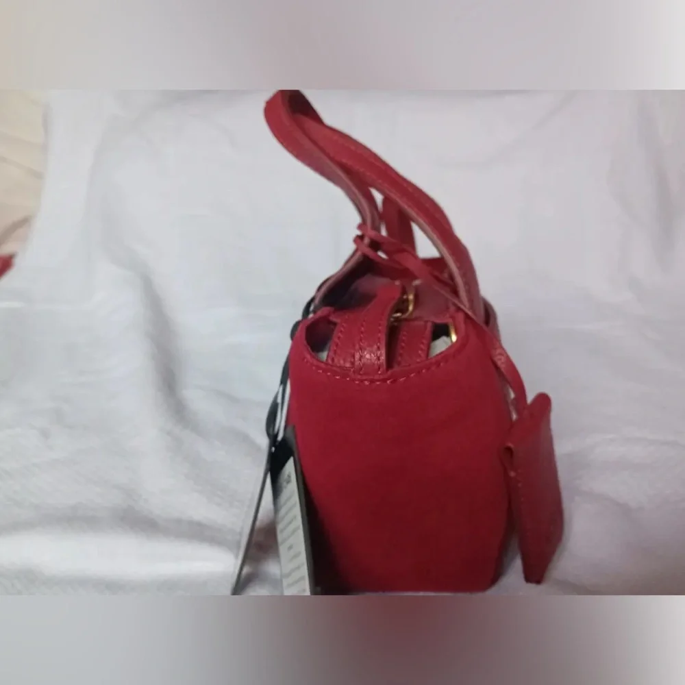 Dkny carnelian red