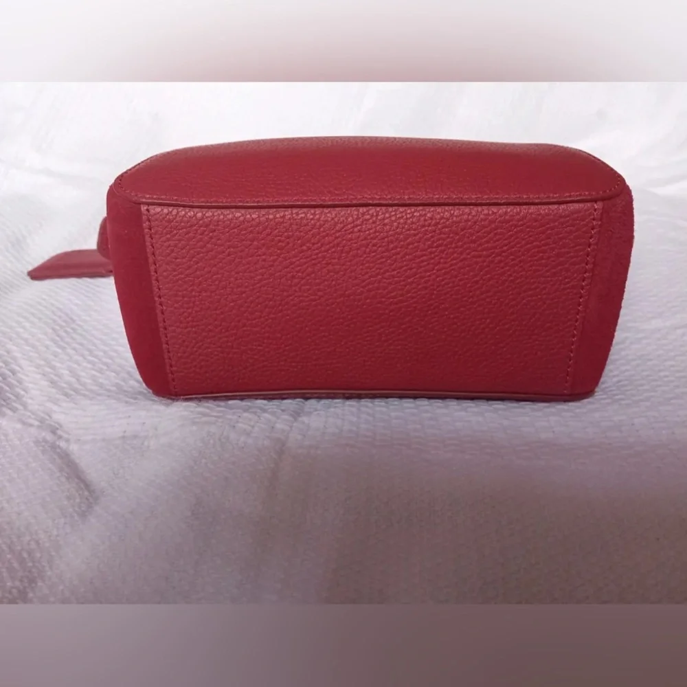 Dkny carnelian red