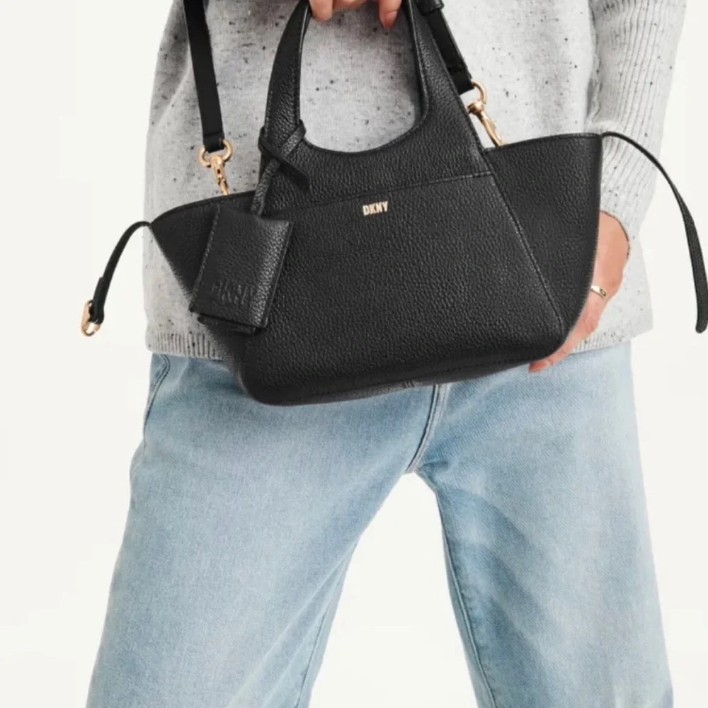 Dkny carnelian red