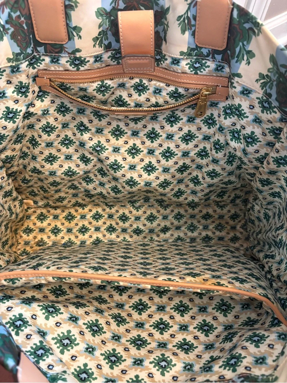 Tory Burch tory burch