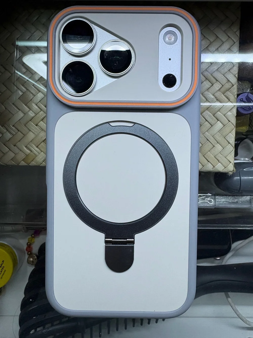 N/A magsafe style