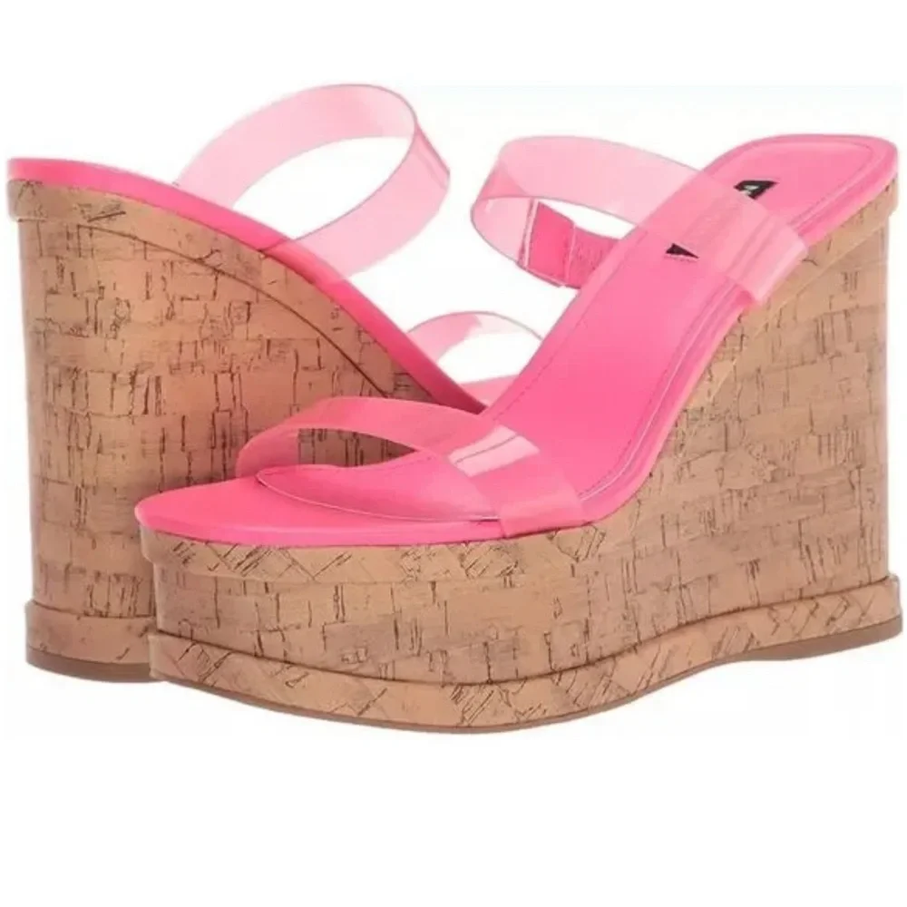 Nine West box lofty straps