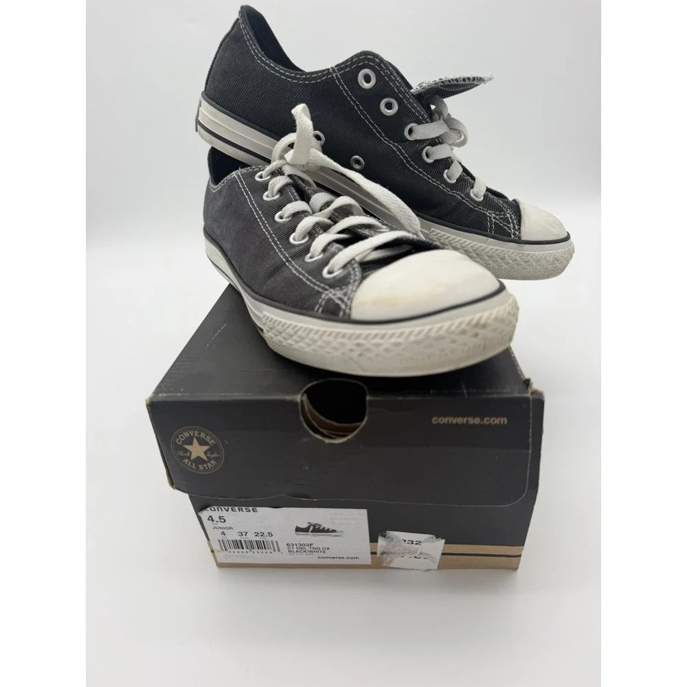 Converse black white all