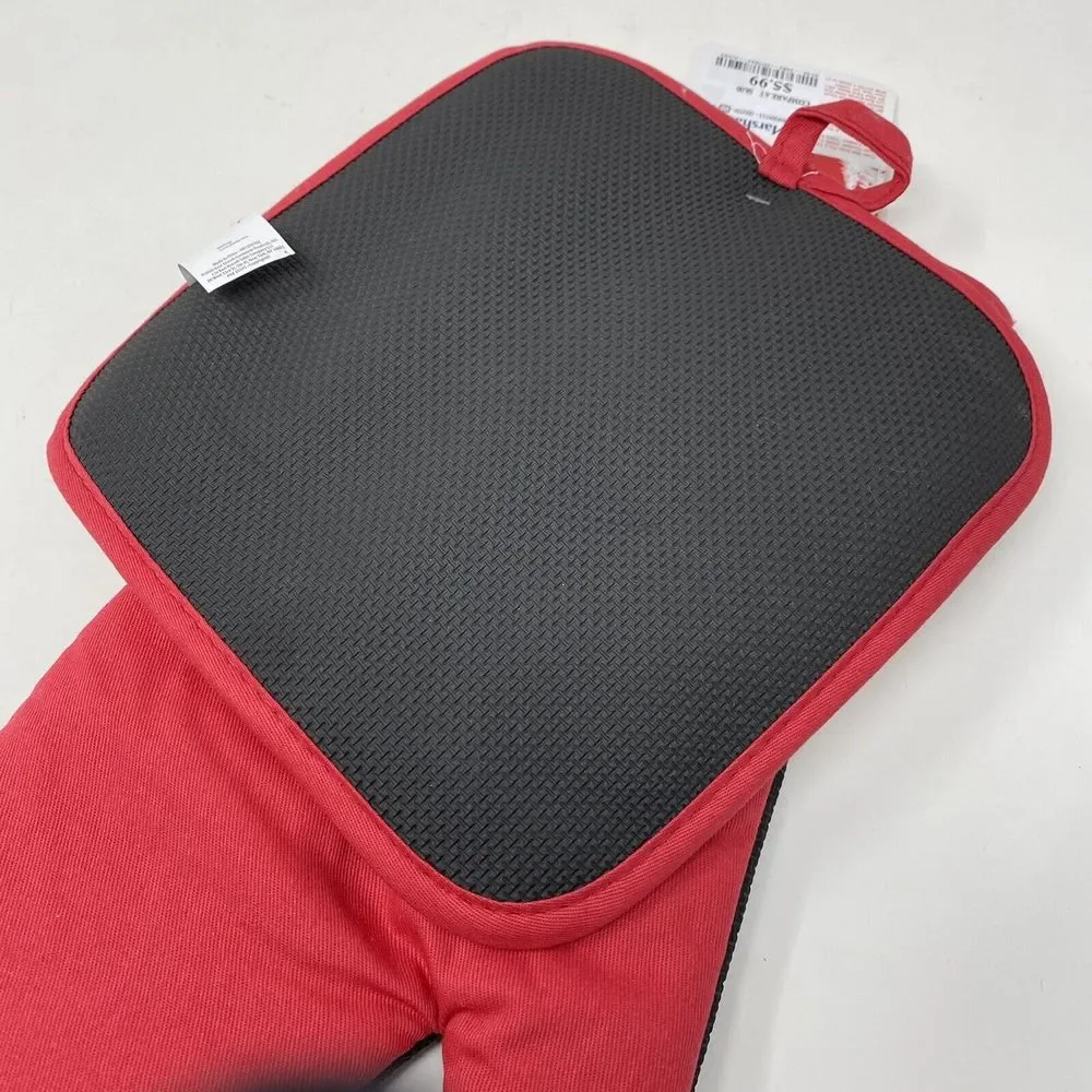 DISNEY MINNIE MOUSE‎ HOLIDAY OVERSIZED OVEN MITT & POT HOLDER SET CHRISTMAS