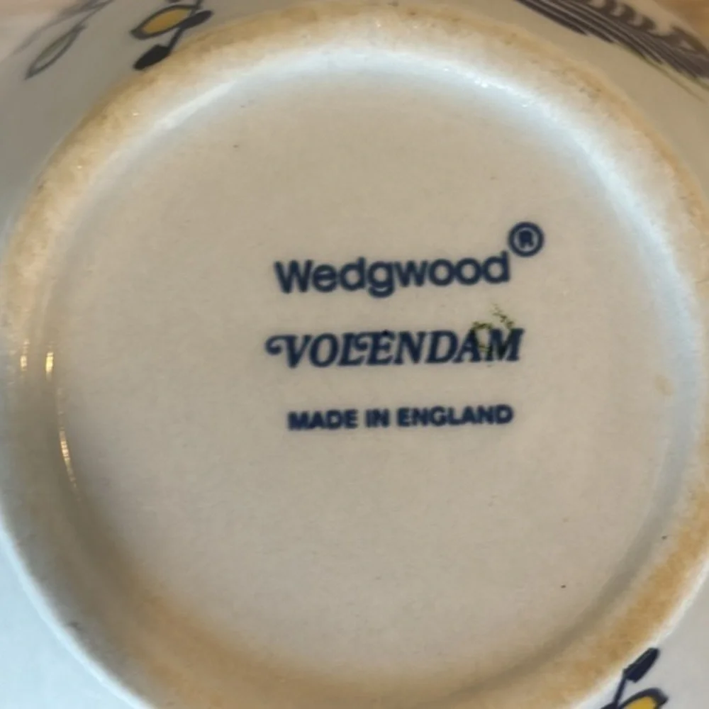 Vintage Wedgwood Volendam Creamer