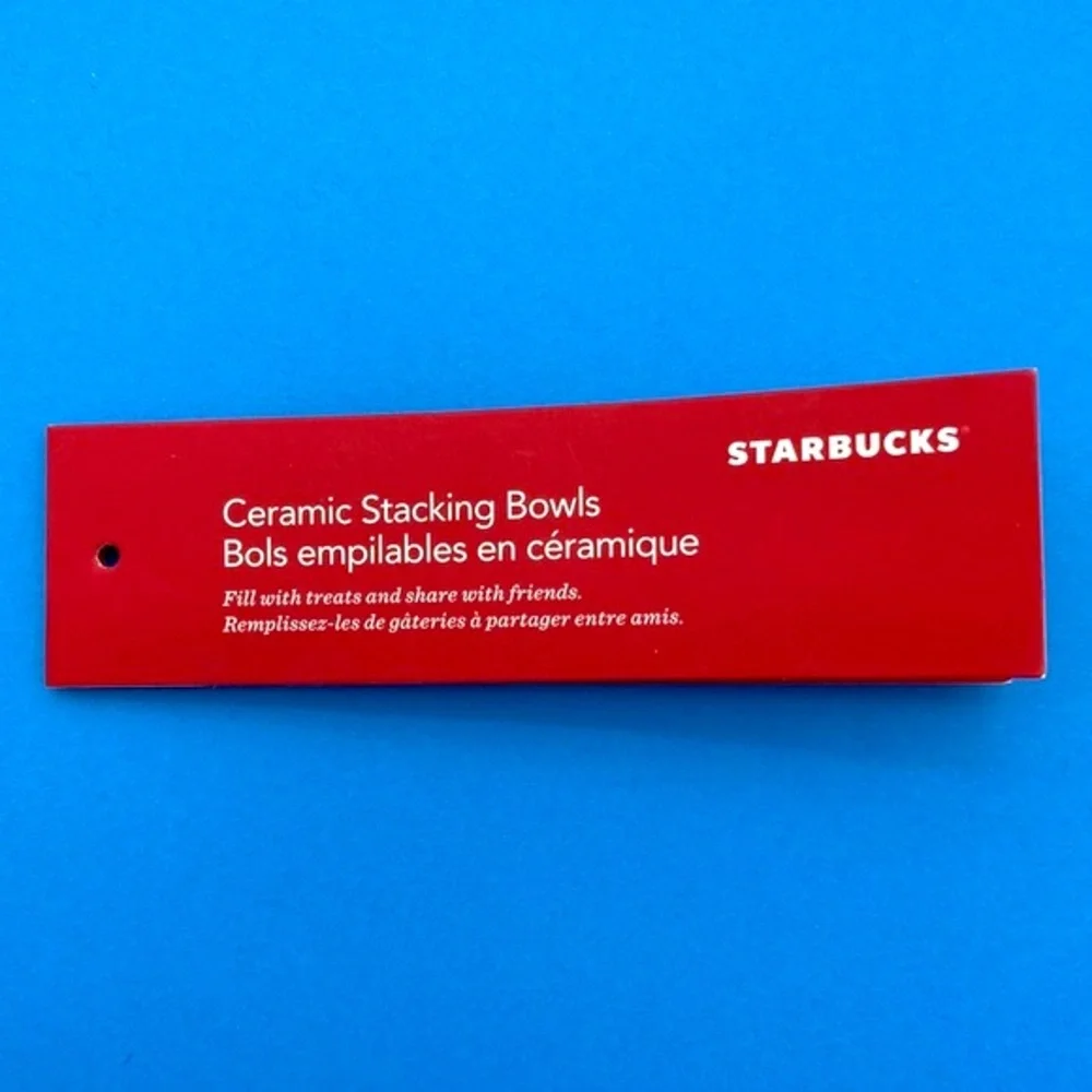 Starbucks serve holiday