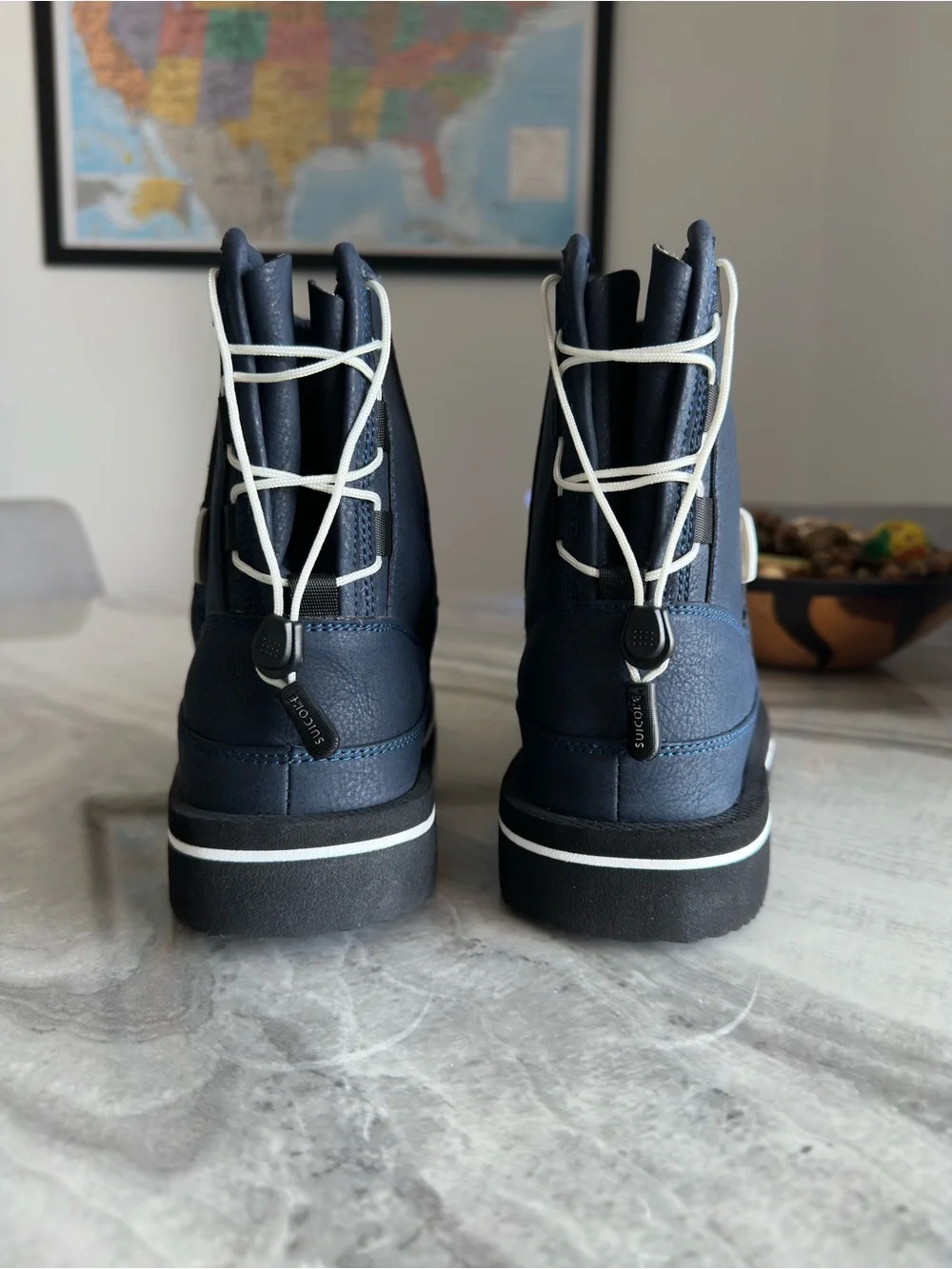 Suicoke sleek lightweight
