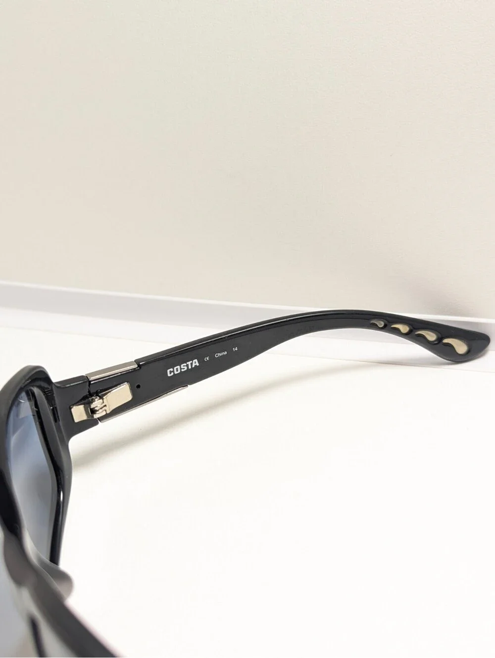 Costa del Mar Tippet TI11 Blue UV Black Rectangle Women’s Fashion Sunglasses