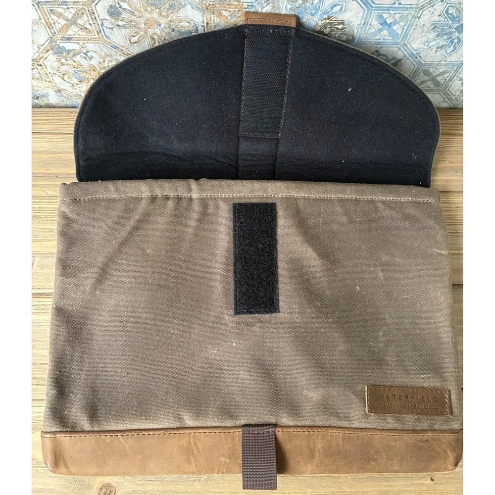WaterField Designs professionals loop from