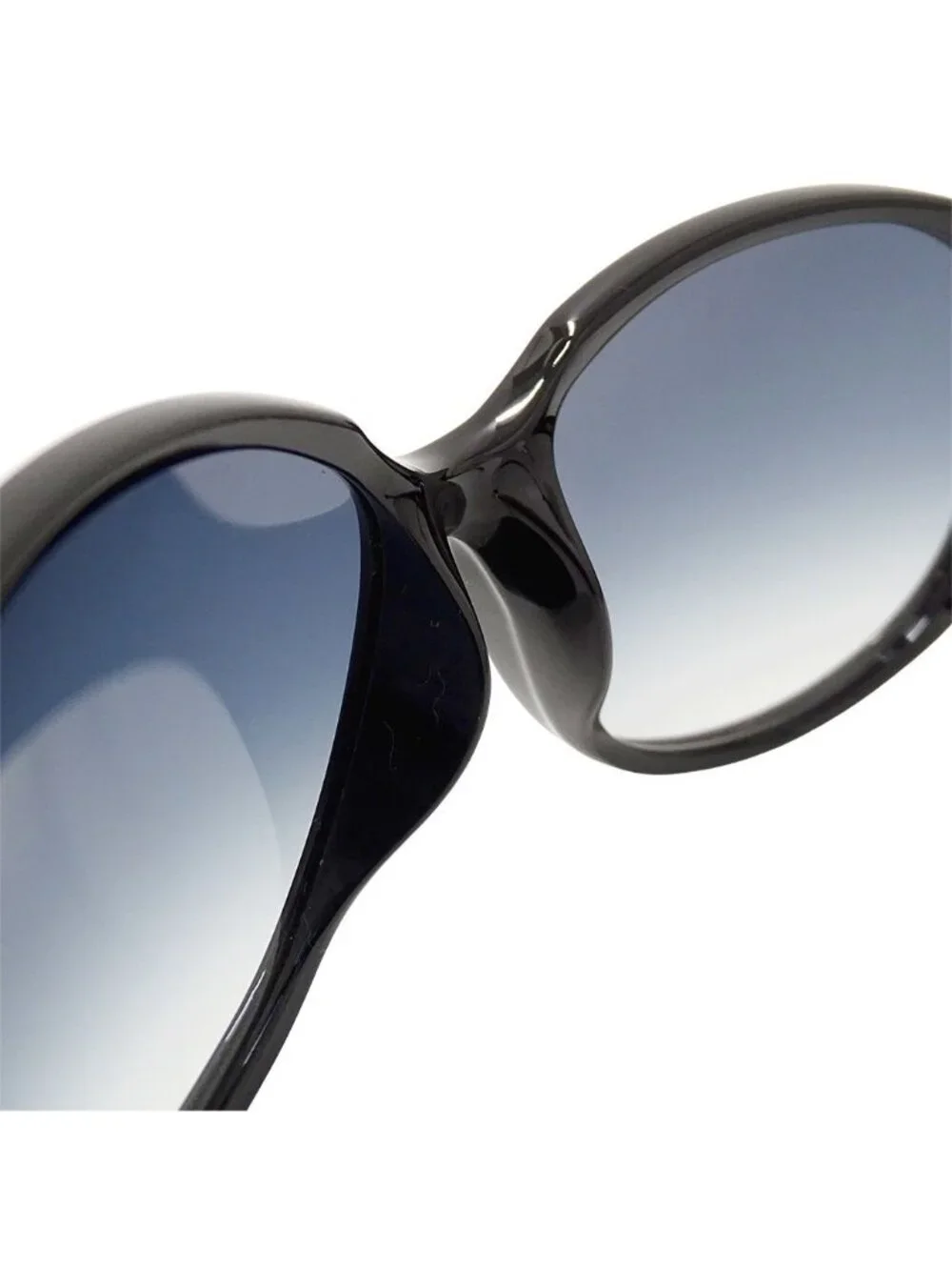 Gucci brand sunglasses