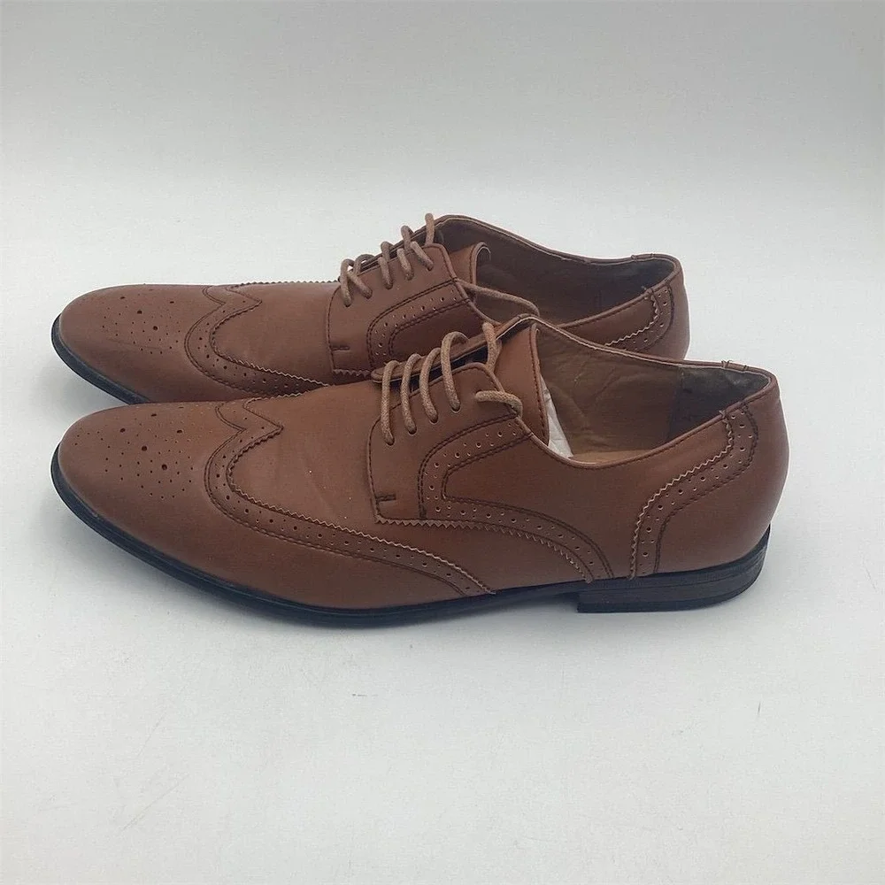 Perry Ellis Portfolio attire rubber