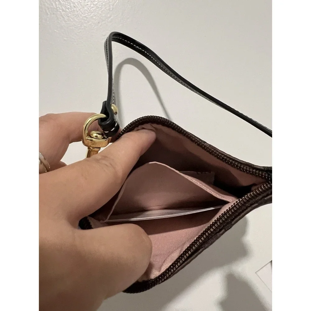 Coach Corner Zip‎ Wristlet in Signature Canvas w/ Stripe in Walnut/Black NWT $58