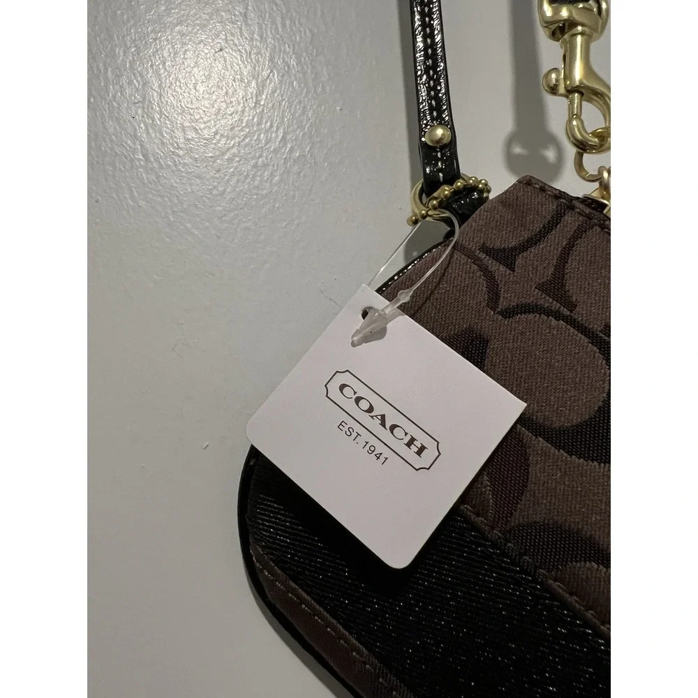 Coach Corner Zip‎ Wristlet in Signature Canvas w/ Stripe in Walnut/Black NWT $58