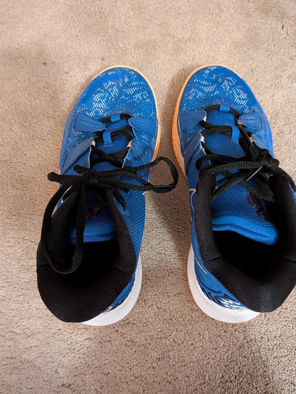 6 Y Nike‎ KYRIE
