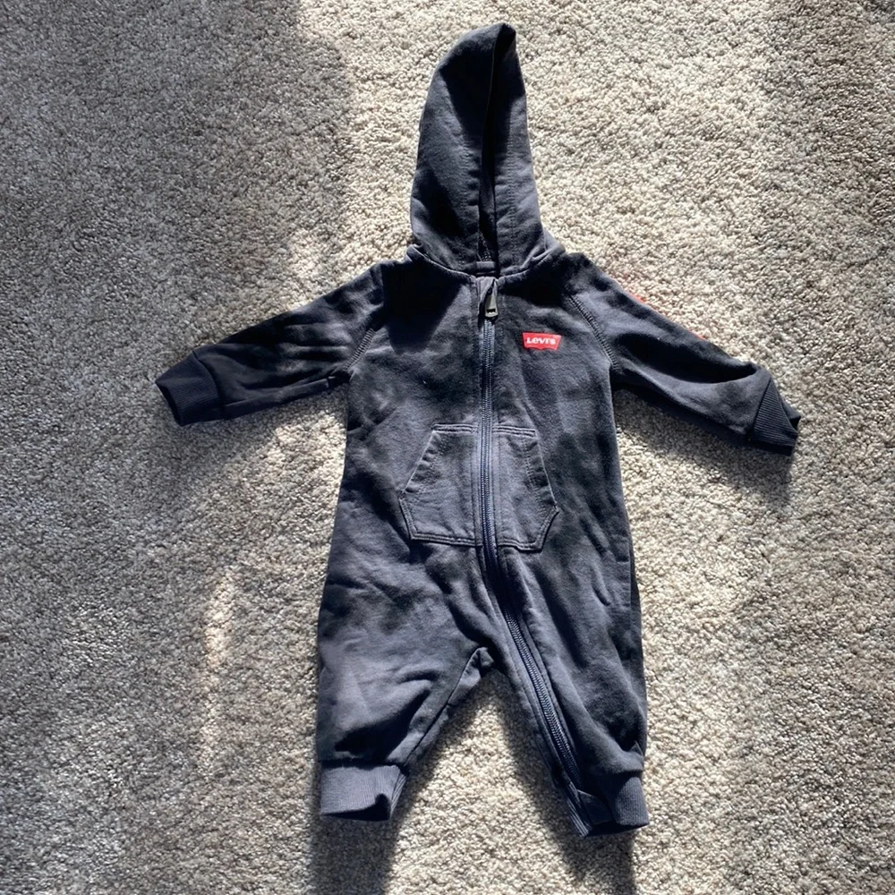 Levis 60% cotton