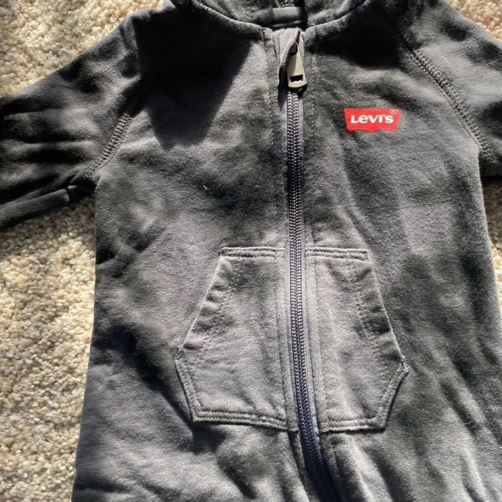 Levis 60% cotton