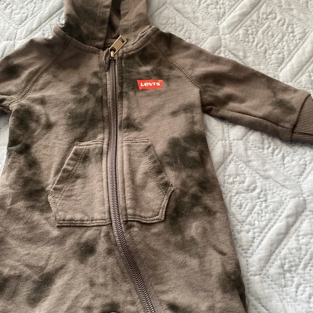 Levis 60% cotton