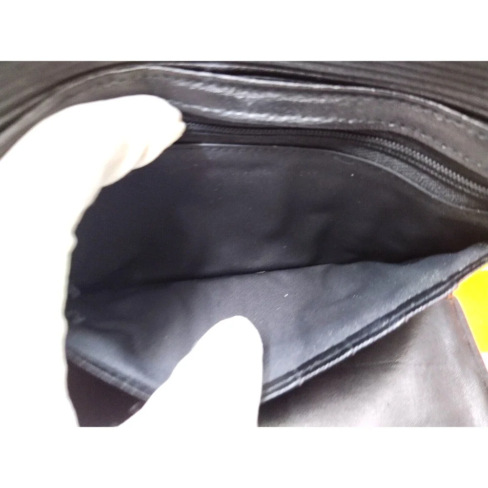 Buxton black leather