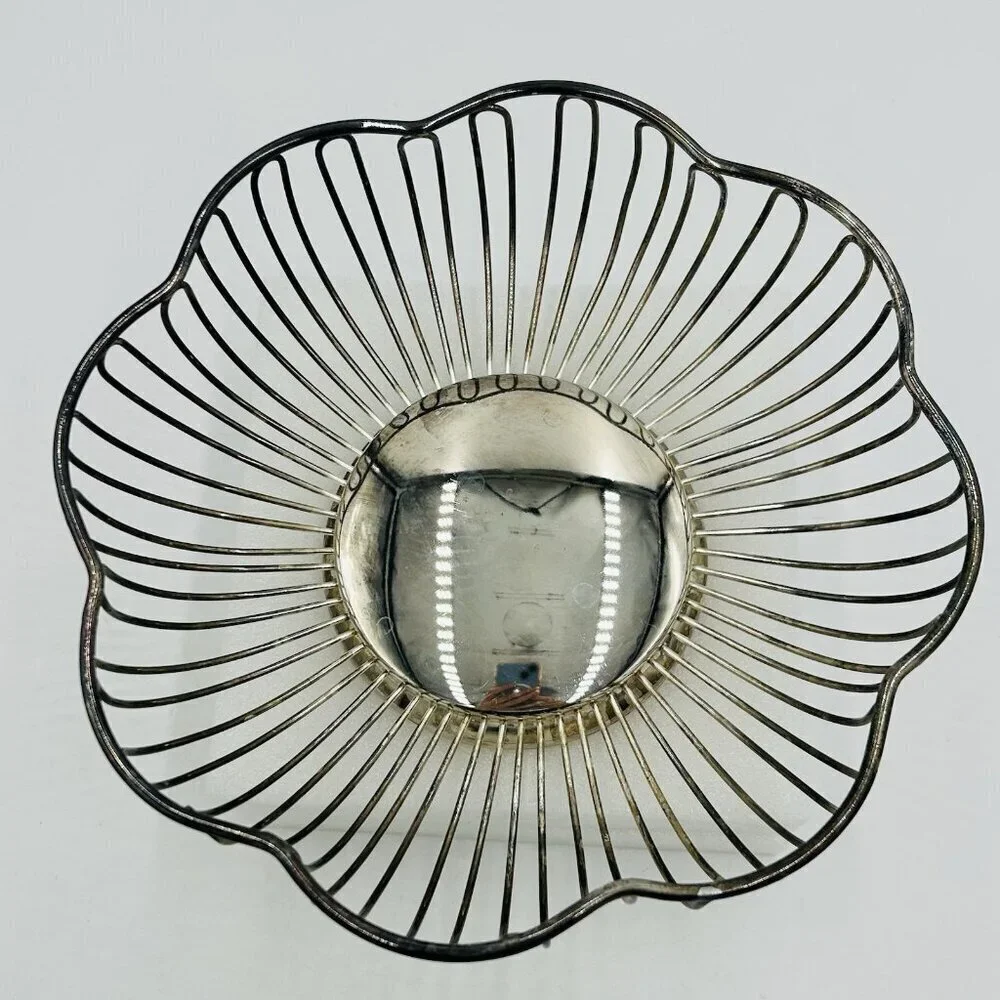 Godinger silverplate scalloped