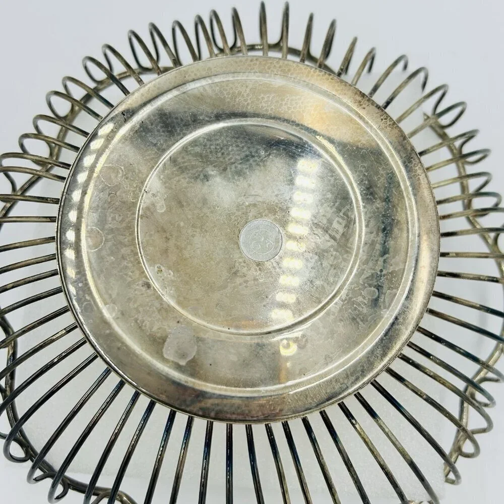 Godinger silverplate scalloped