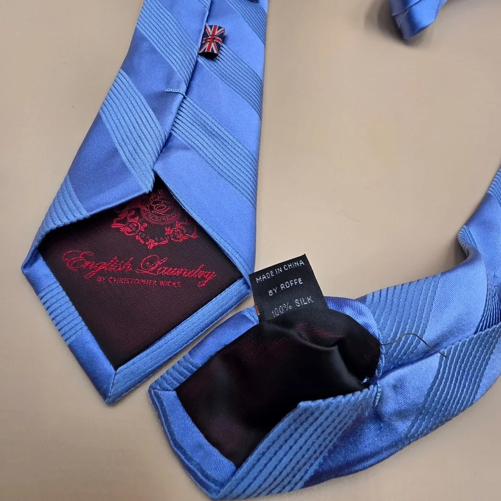English‎ Laundry Mens Blue Tonal Diagonal Stripe 100% Silk Necktie