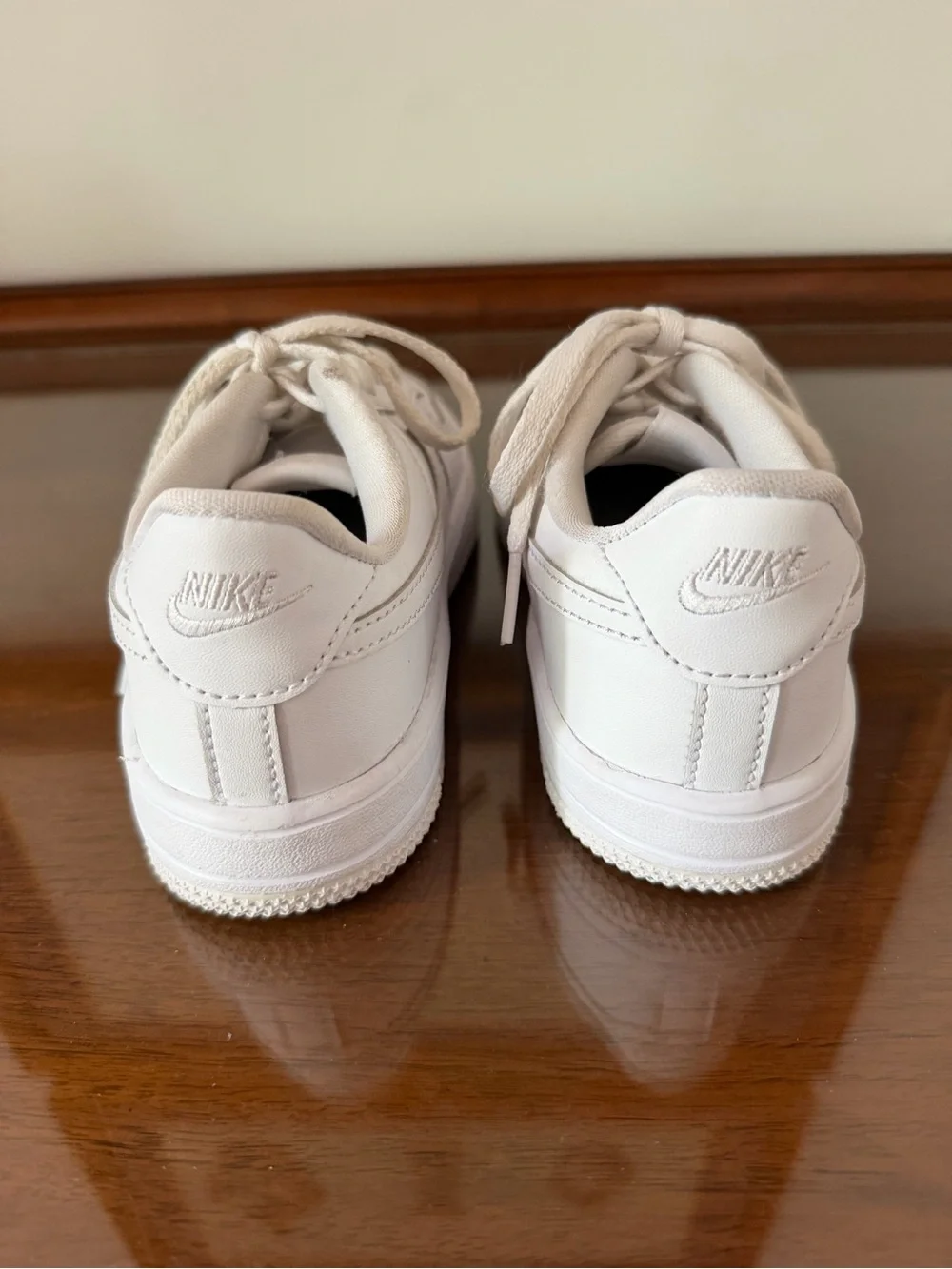 Nike force low