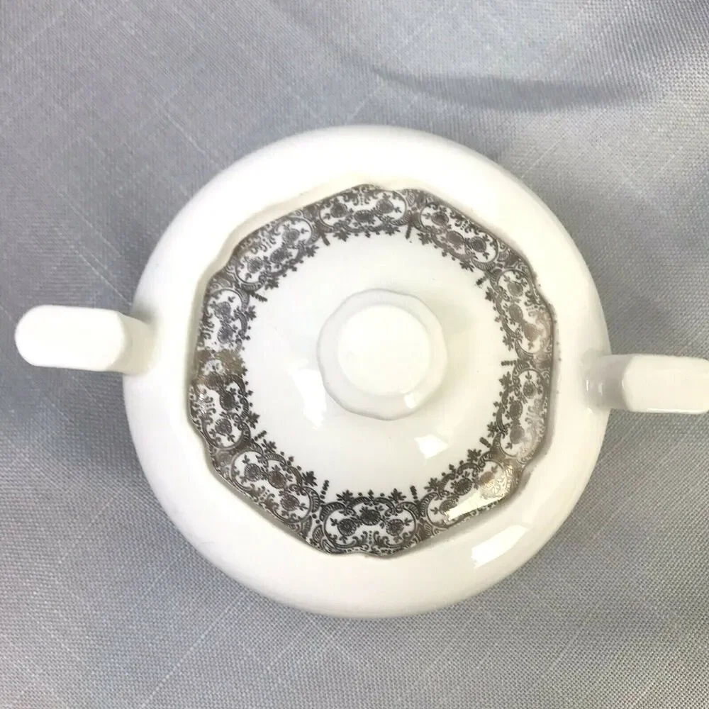Unmarked vintage creamer