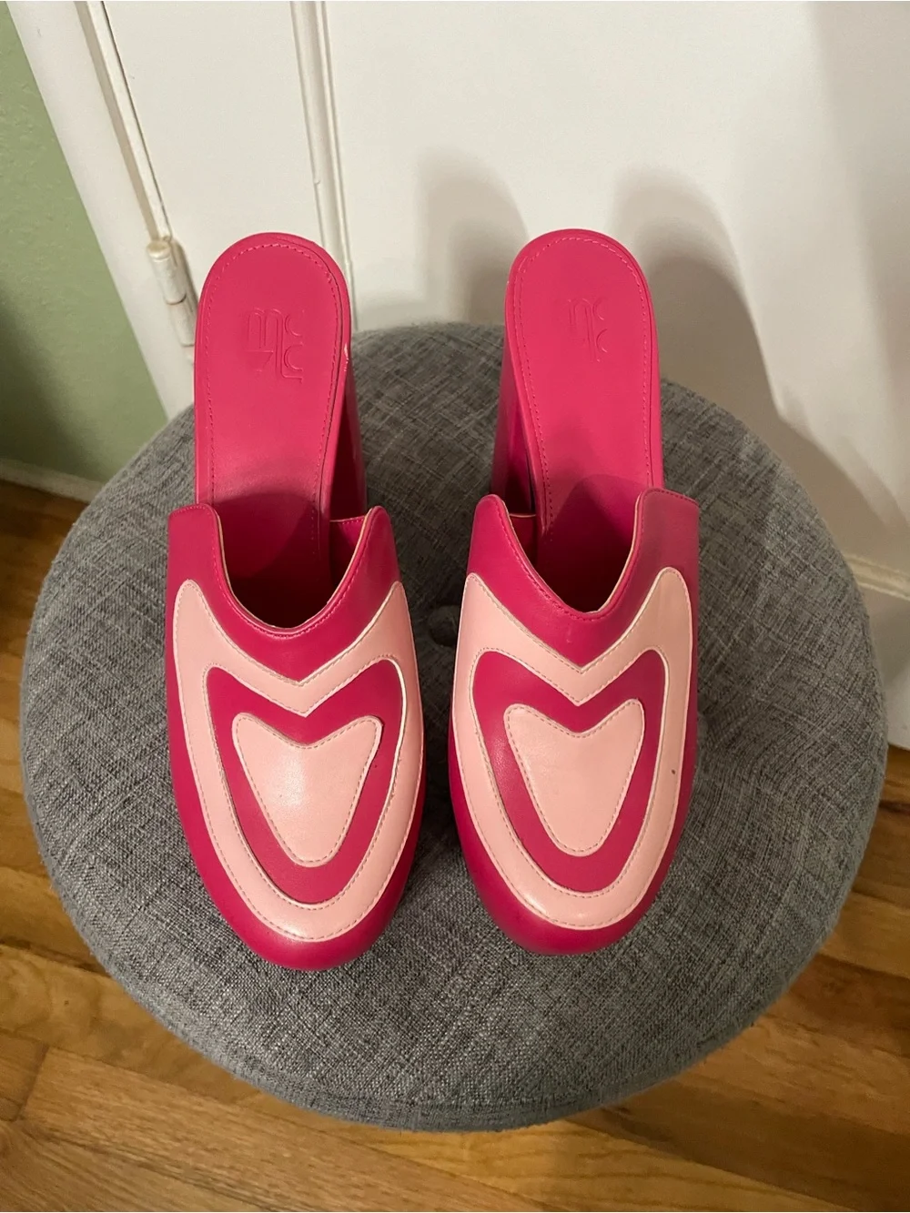 MCLC bold hot