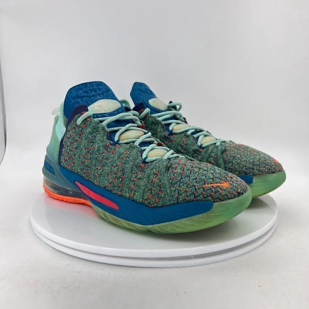 Nike lebron xviii