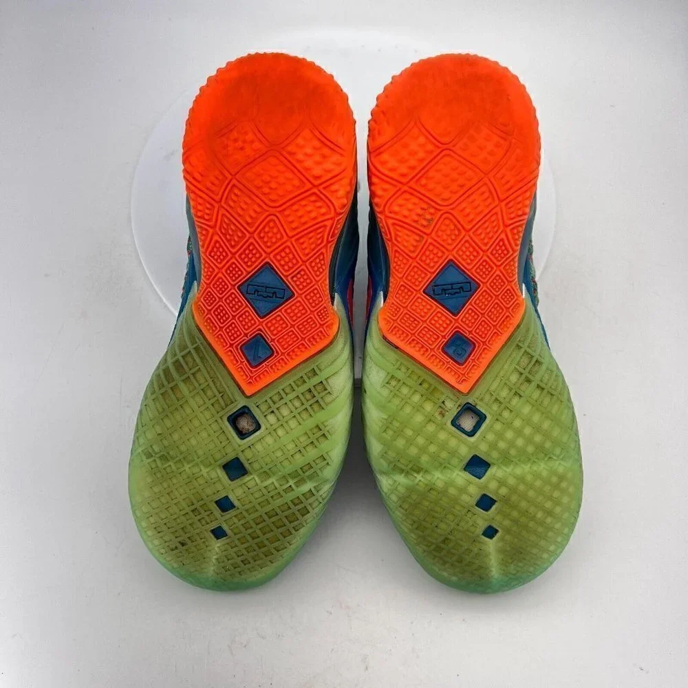Nike lebron xviii