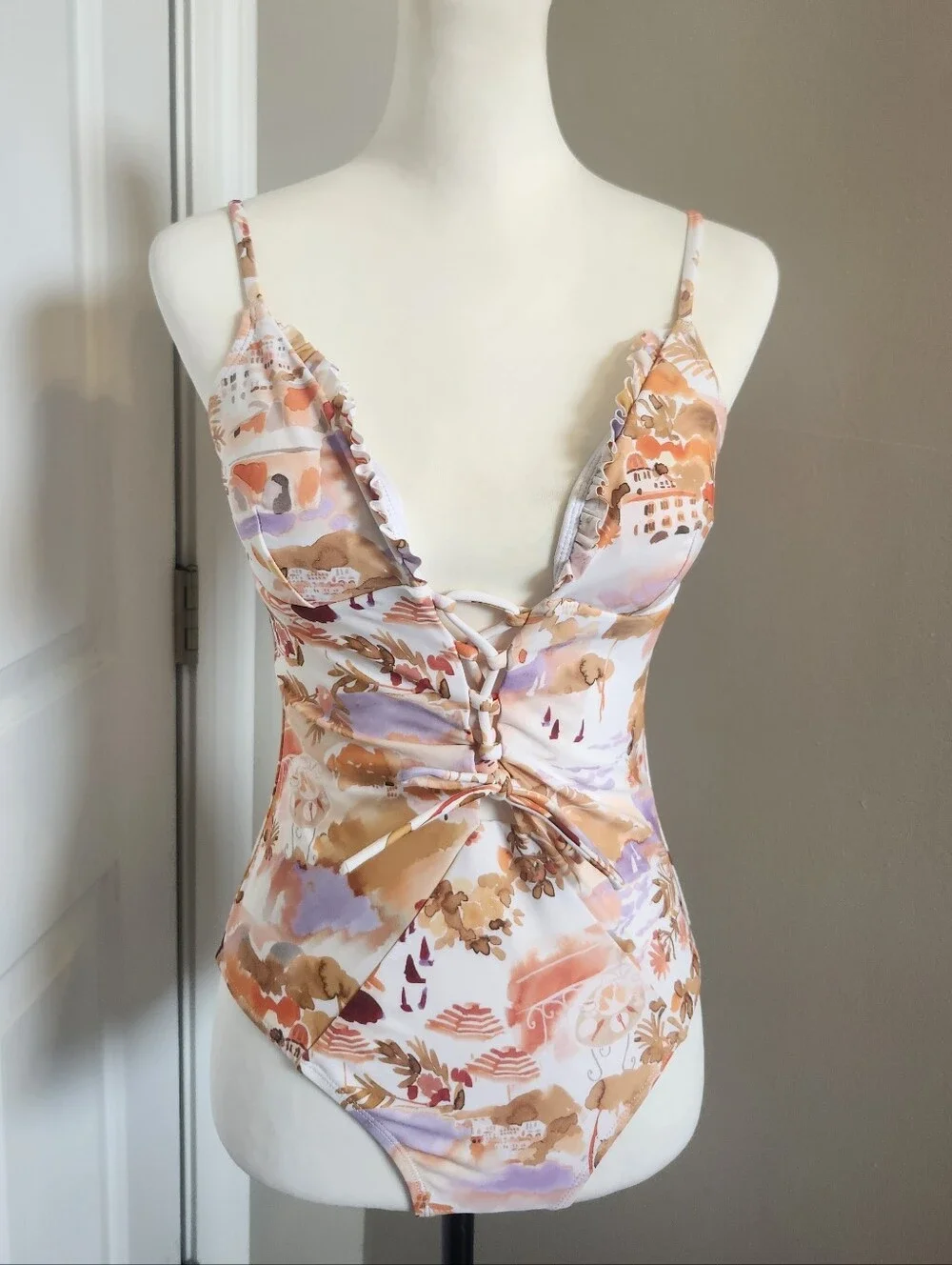 Cupshe ruffled bust