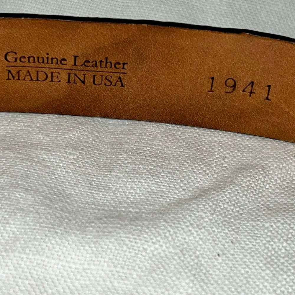 Saks Fifth Avenue reposhing this