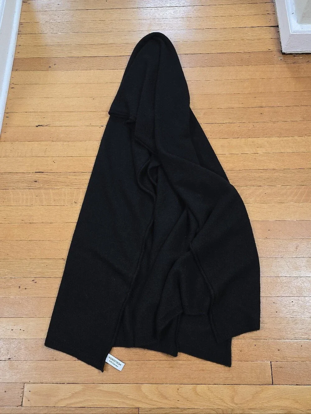 Nordstrom black euc essentials