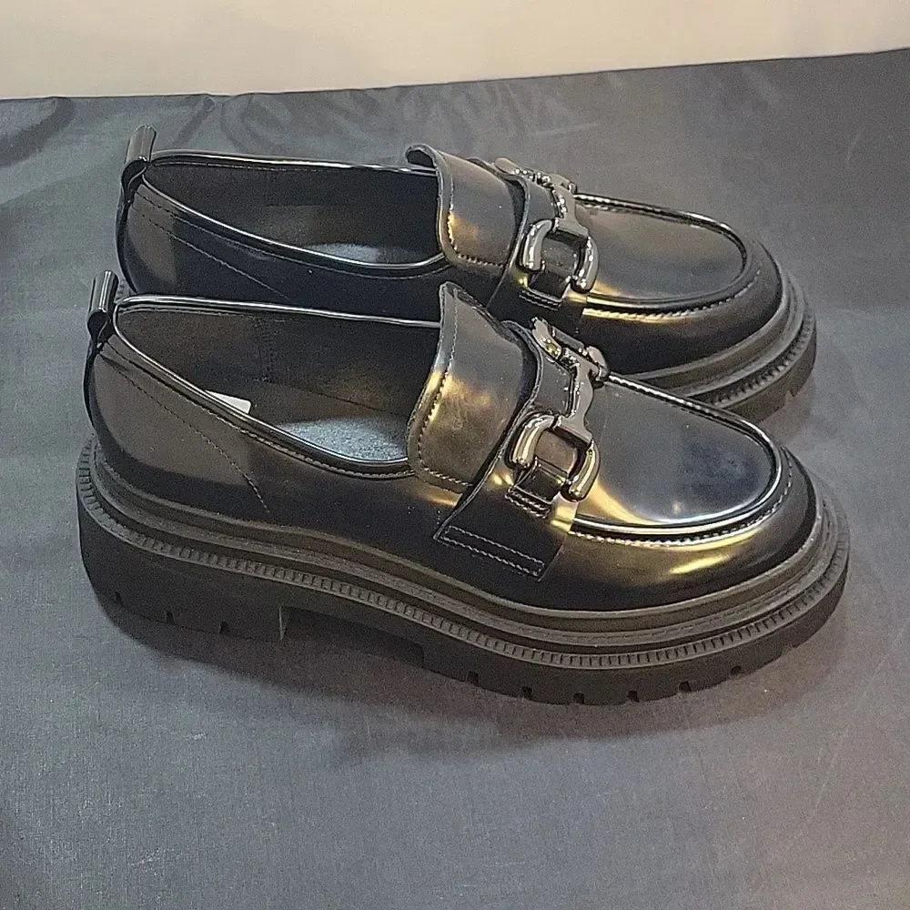 BRAND NEW MADDEN GIRL PLATFORM PATENT LEATHER CHUNKY HEEL WITH CHAIN LO…