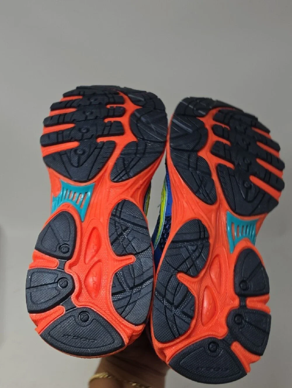 Saucony durable kids
