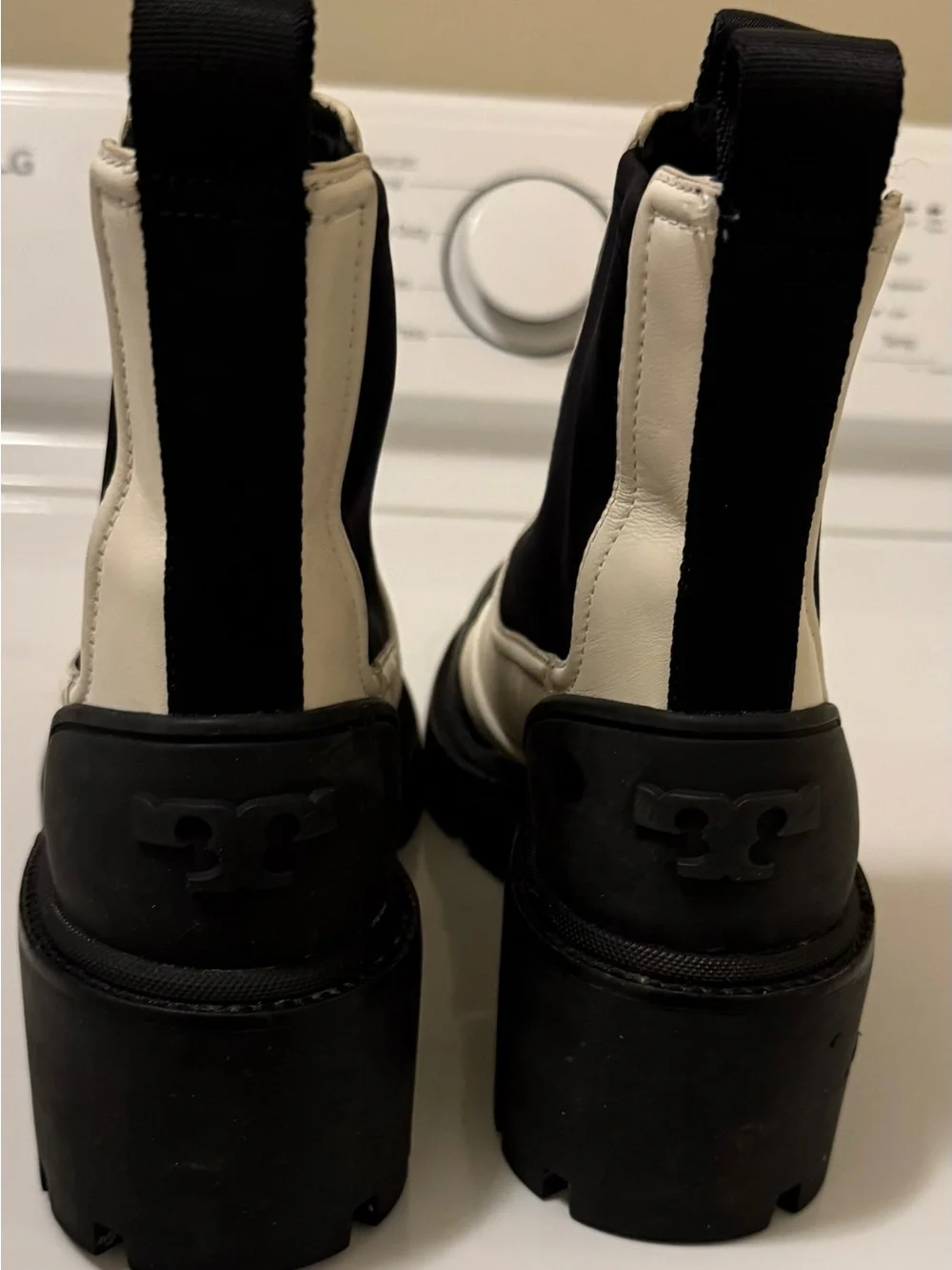 Tory Burch modern slip