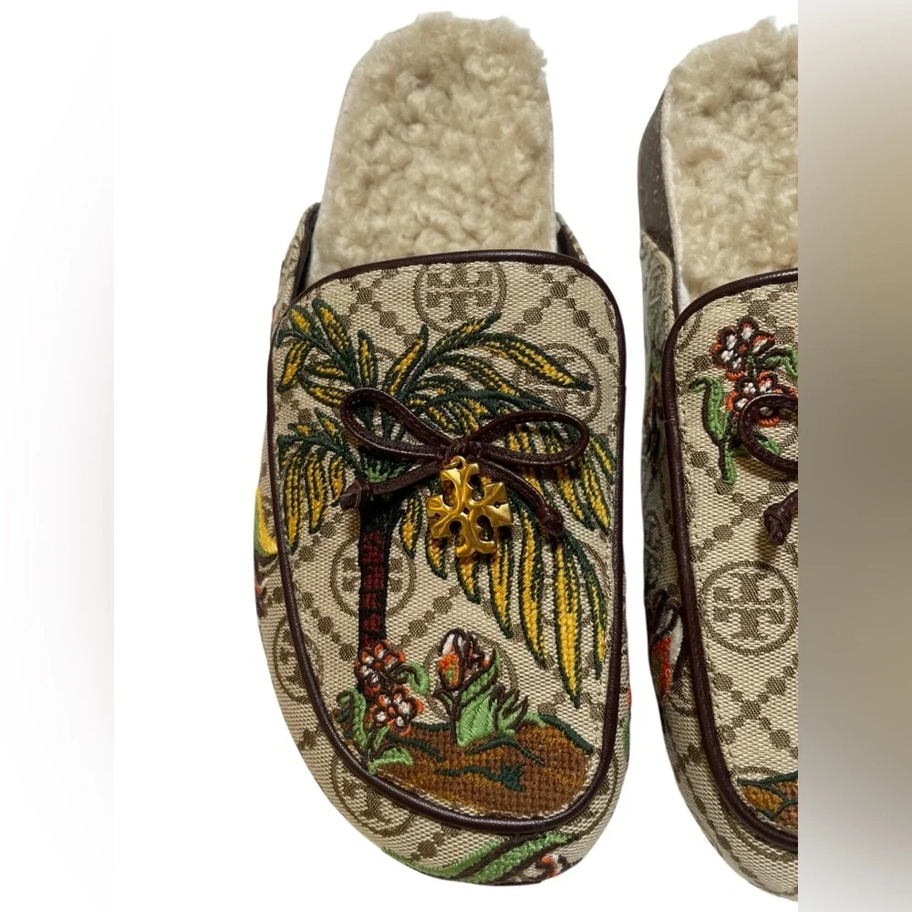 Tory Burch Genuine Shearling Jacquard Needlepoint Mismatched Mules NWOT 🐆 RARE‼️