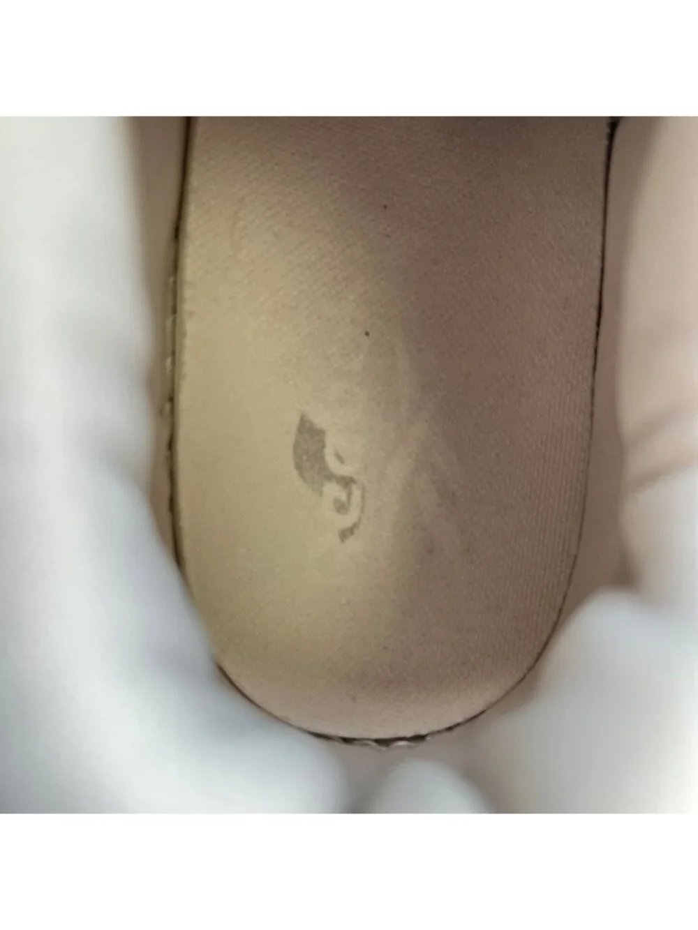 Reebok please review