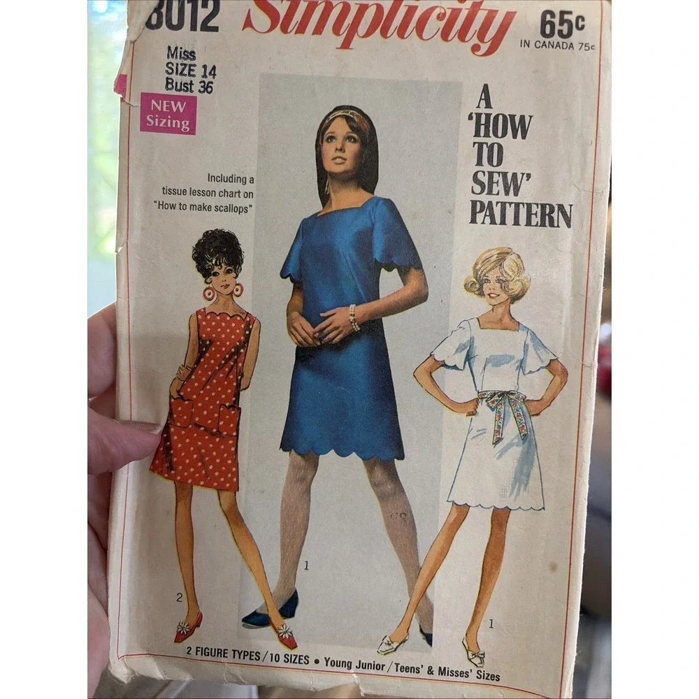 Vintage 1968 Simplicity 8012 Sewing Pattern Size 14 Misses A-Line Scallop Dress