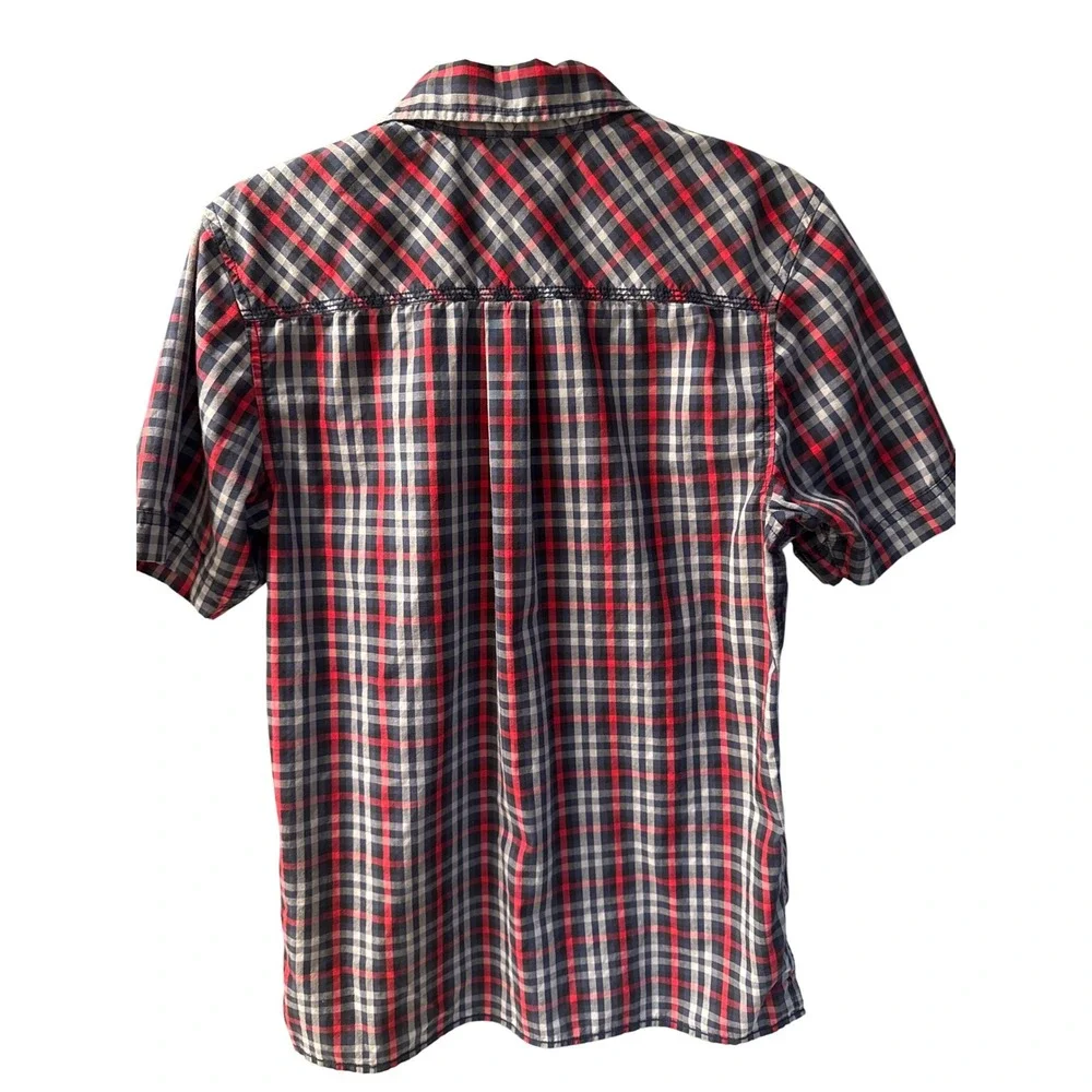 The North Face discover rugged