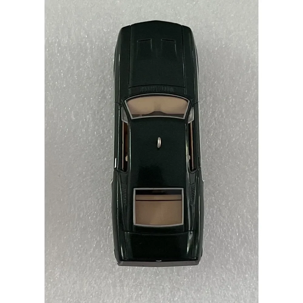 Hallmark Keepsake 1968 Ford Mustang GT Classic American Cars 21st‎ In Series