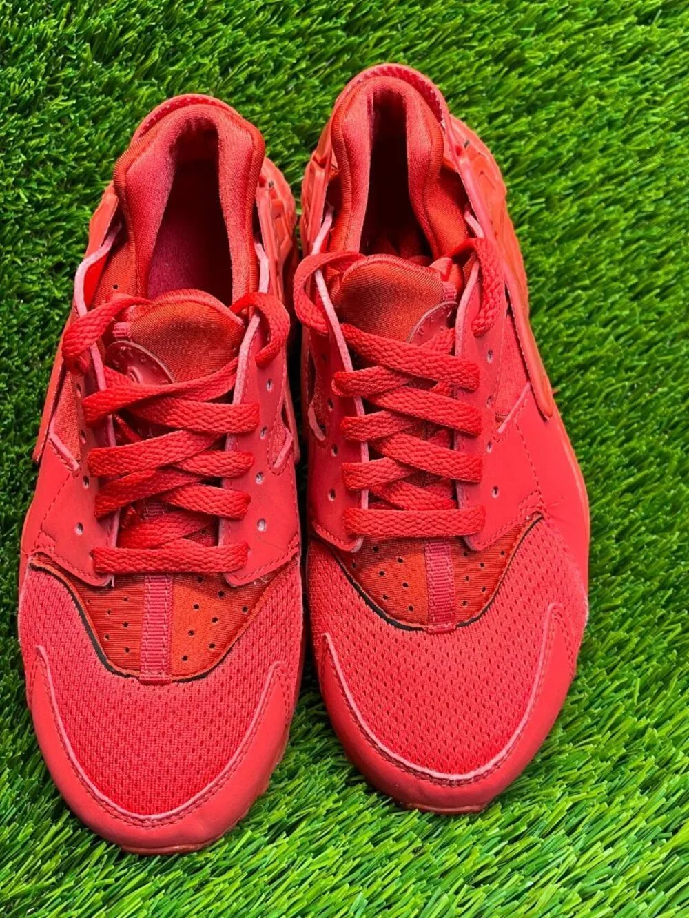 Nike Air Huarache Run GS Boys Size 5Y Triple Red Athletic Running Shoes Sneakers